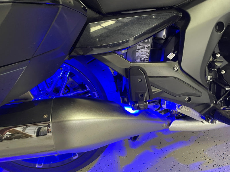 K1600B & Grand America RGB+W Lighting Kit - Motorrad Audio